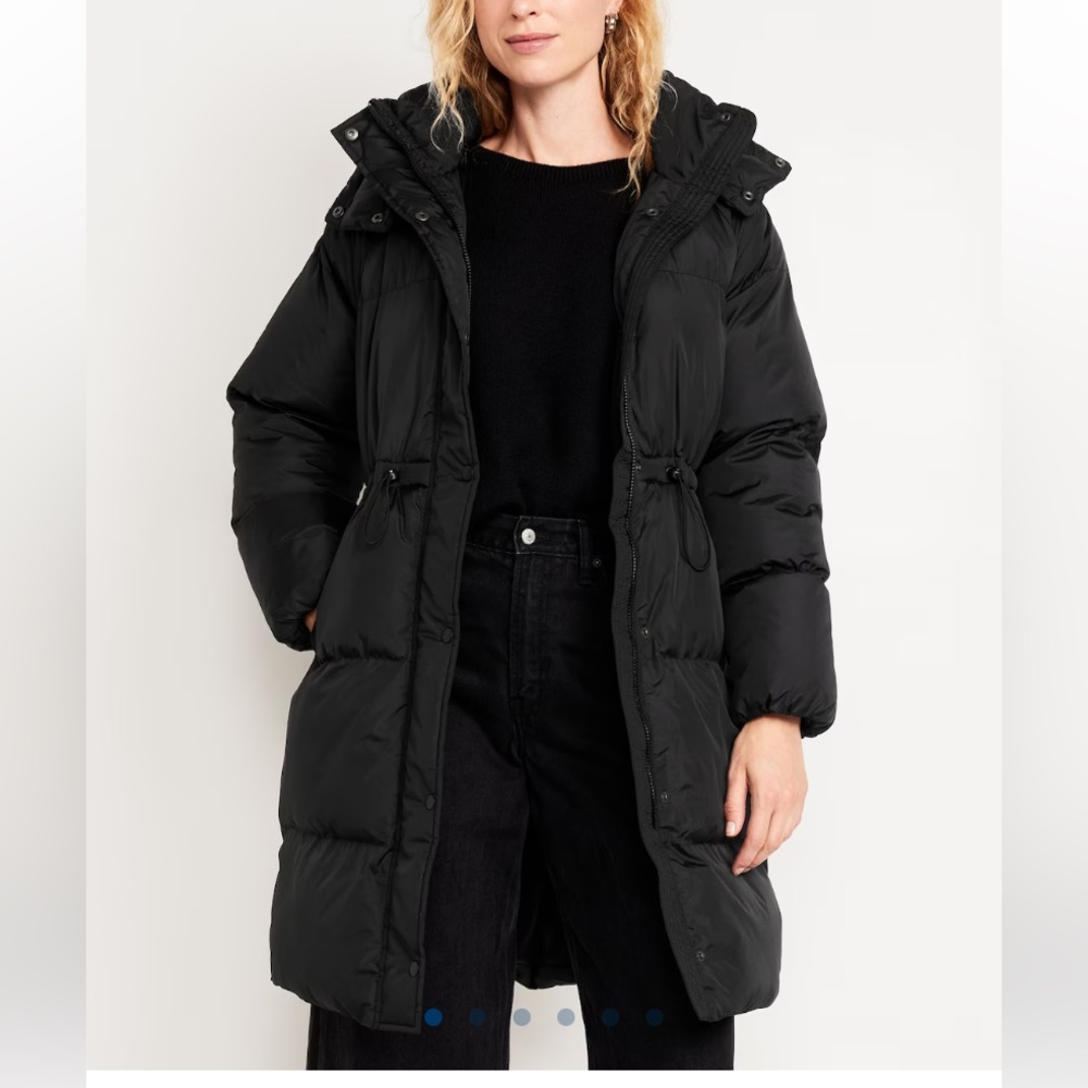 Water-Resistant Quilted Long Puffer
Jacket